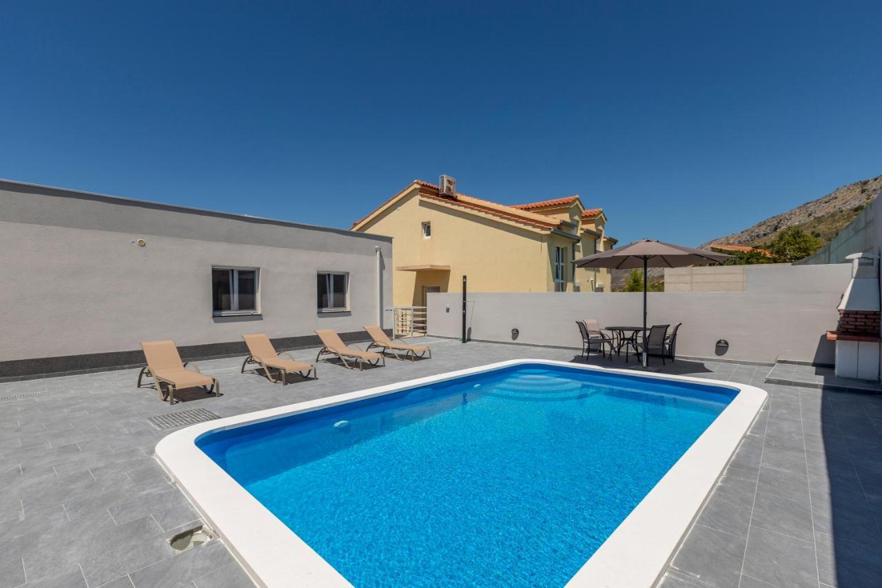 House With Private Pool Magdalena Apartamento Podstrana Exterior foto