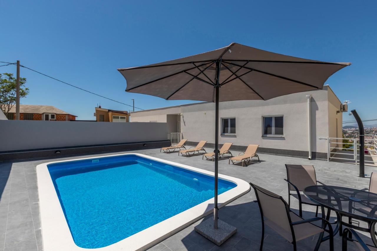 House With Private Pool Magdalena Apartamento Podstrana Exterior foto
